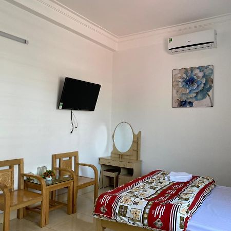 Nhà nghỉ Mạnh Bình Hai Phong Esterno foto
