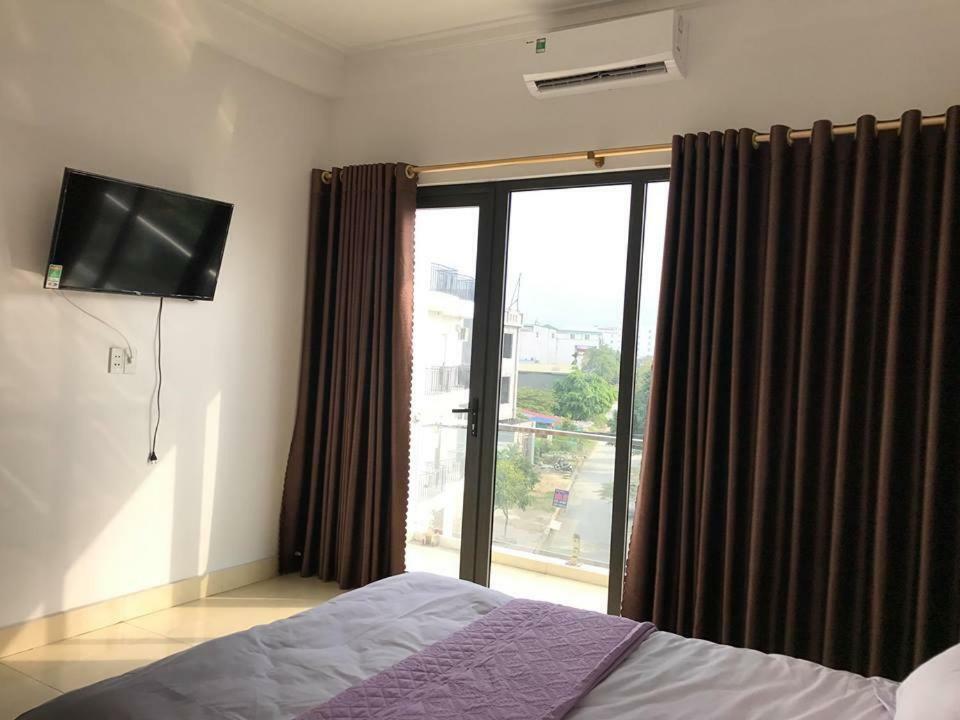 Nhà nghỉ Mạnh Bình Hai Phong Esterno foto